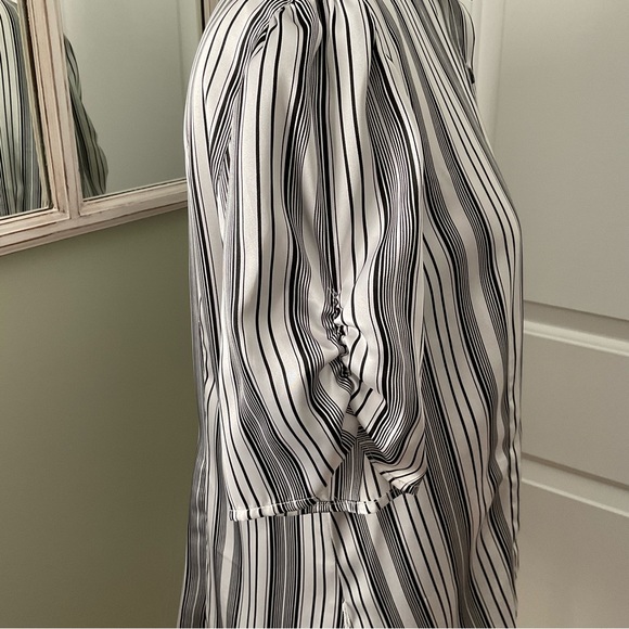 STUDIO 1940, BLACK AND WHITE STRIPED BLOUSE, SIZE: XL - Picture 3 of 11